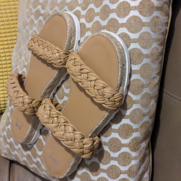 MARC FISHER JAIMEE ESPADRILLE SLIDE SANDAL - Picture 7 of 10